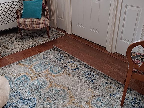 Spacious entry