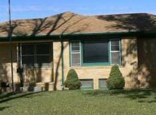 104 Hanley Rd, Dodge City, KS 67801