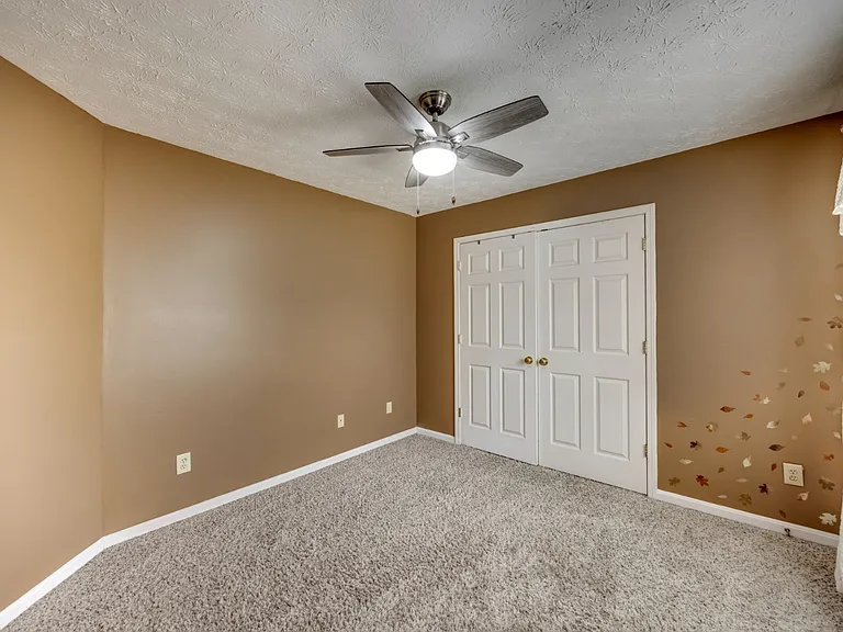 4710 Bay Cove Ct — Photo 30