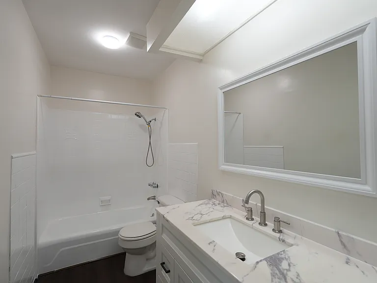 8101 Stewart & Gray Rd #10 — Photo 17