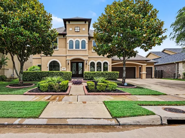 510 Olmstead Park Dr, Sugar Land, TX 77479