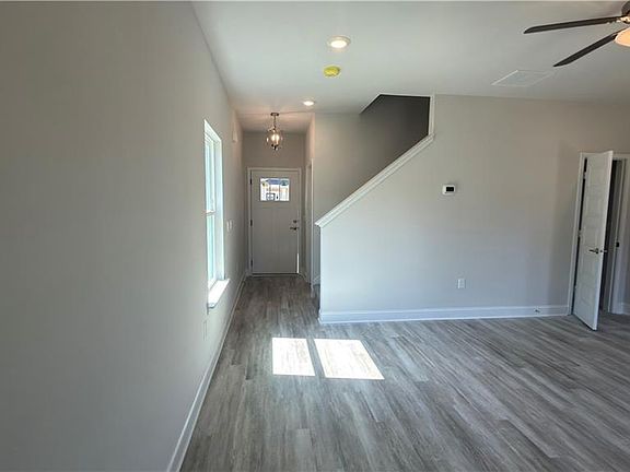 5th image of 637 Bald Ridge Cir