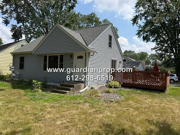 350 93rd Ave NE — Photo 18