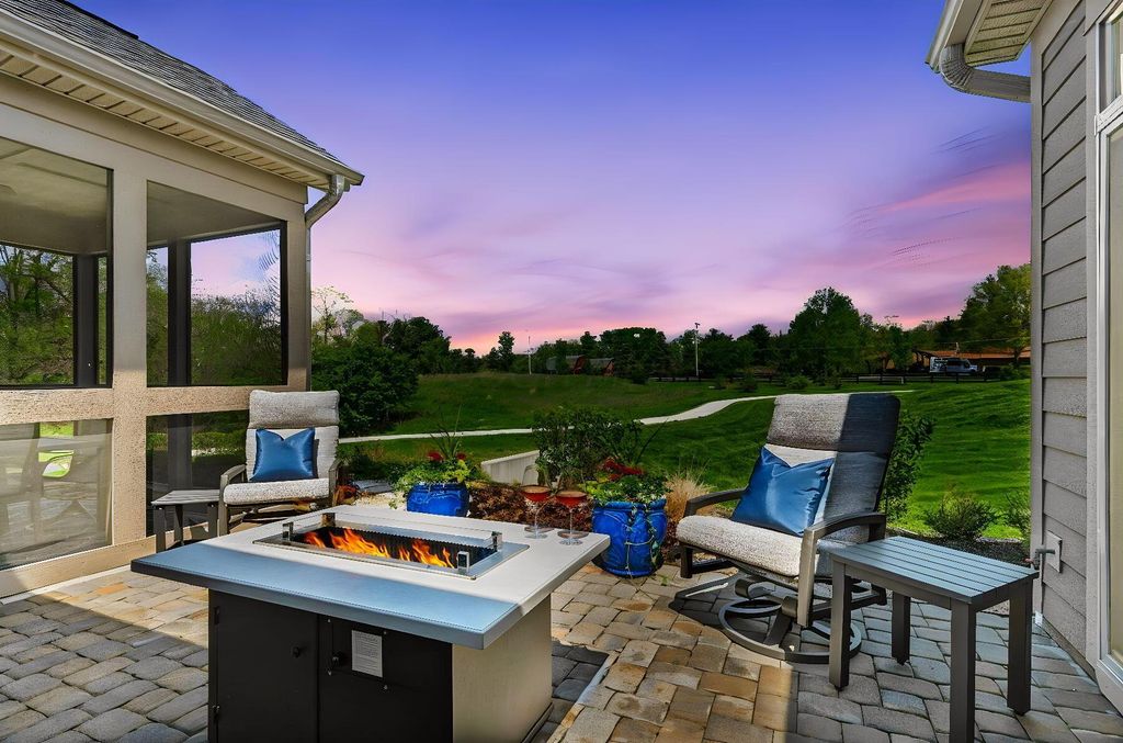 6542 Riverrun Ln, Delaware, OH - View 3
