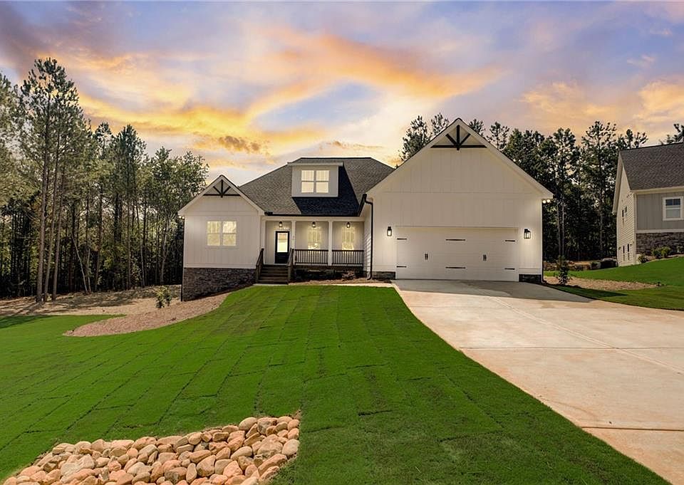 1st image of 36 Wendover Dr