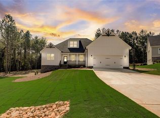 36 Wendover Dr, Cartersville, GA 30120
