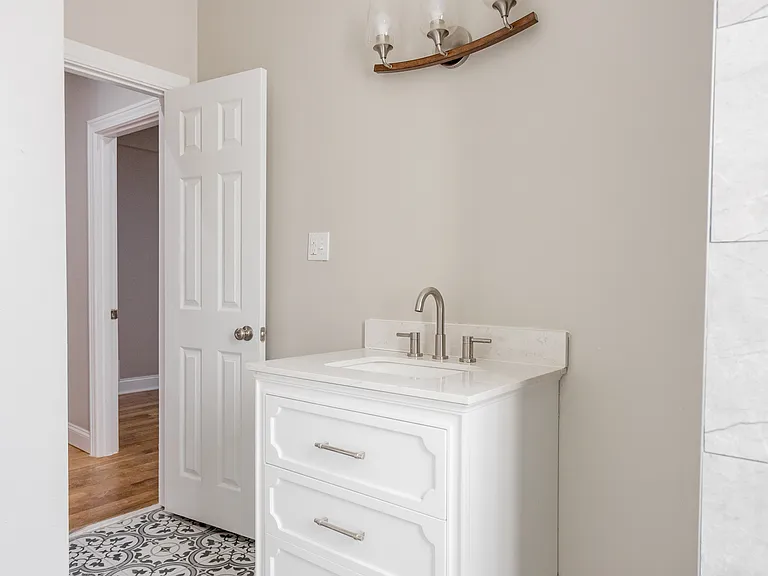 1633 Merrick St #1 — Photo 12