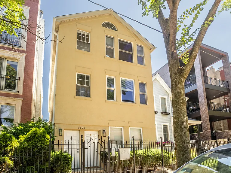 1063 N Wood St #PENTHOUSE — Photo 36