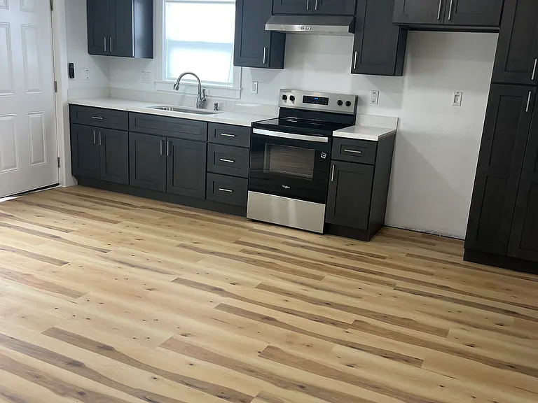 424 S 45th St #2 — Photo 3