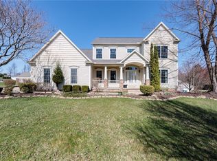 1725 Countryview Dr, Kent, OH 44240