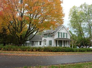 313 Basil St, Taylors Falls, MN 55084