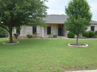 102 Pecos Dr, Hutto, TX 78634