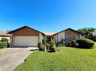 7329 Chinaberry Ct, Port Richey, FL 34668