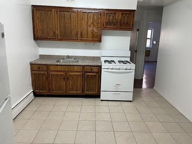 1st image of 1207 E 72nd St