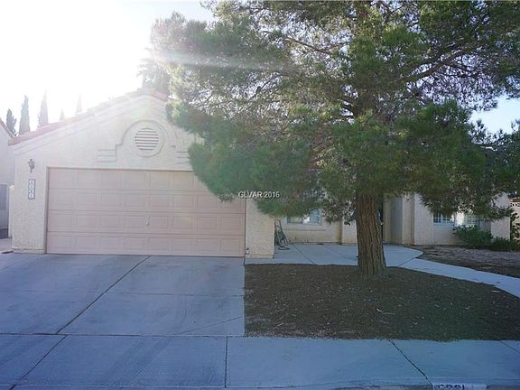 2nd image of 5021 Golfridge Dr