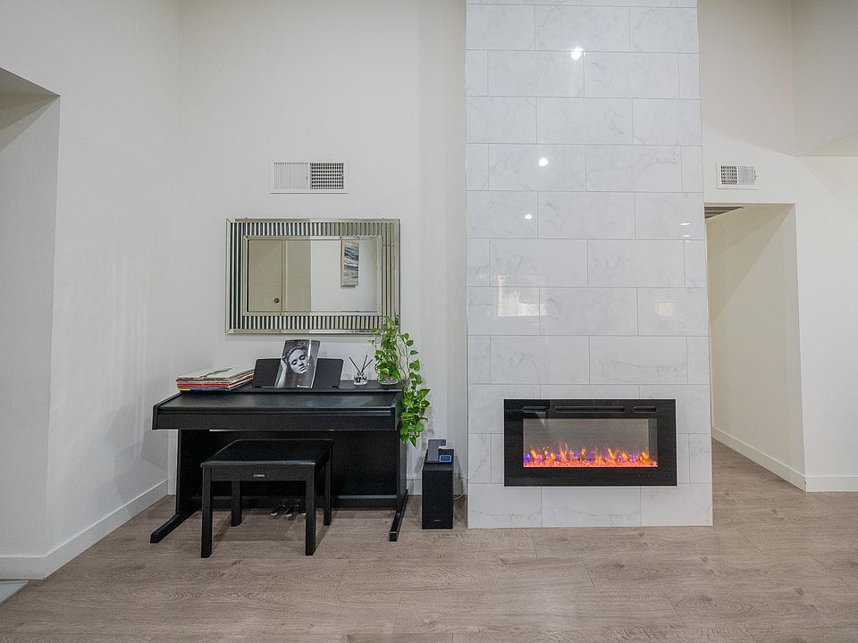 1st image of 15425 Sherman Way APT 241