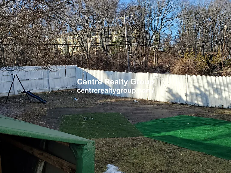 2 Bryon Rd #2 — Photo 2