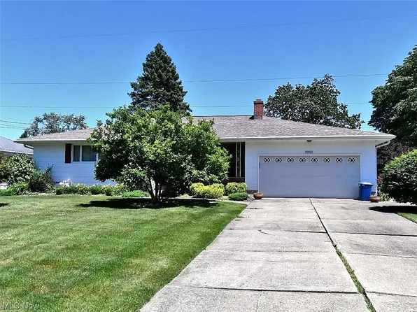 523 Bonnie Brae Ave, Niles, OH 44446