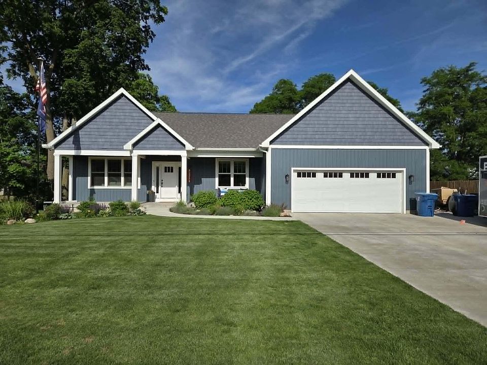 1st image of 3754 Conklin St