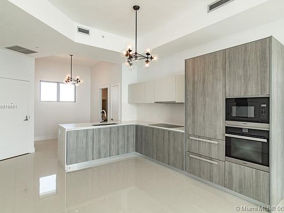 5th image of 2900 NW 7th Ave #4505