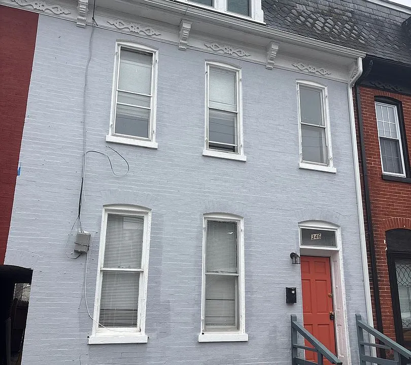 346 E King St