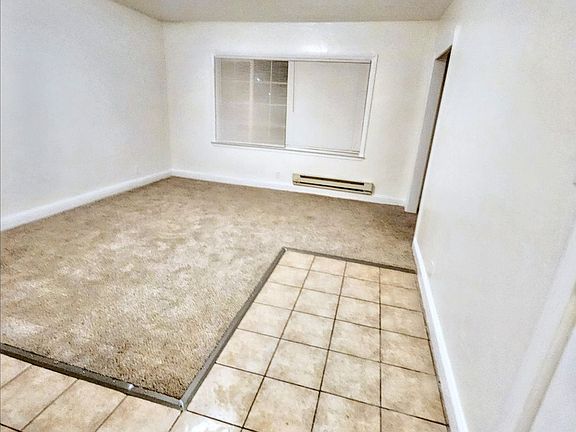 2nd image of 1425 Macarthur Blvd #2