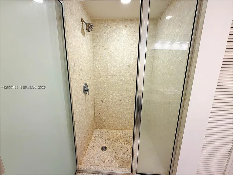 185 SW 7th St #2900 — Photo 12