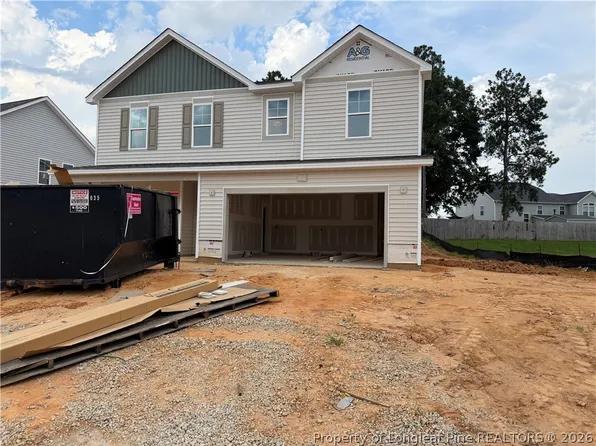 317 Brickendon Ln, Raeford, NC 28376