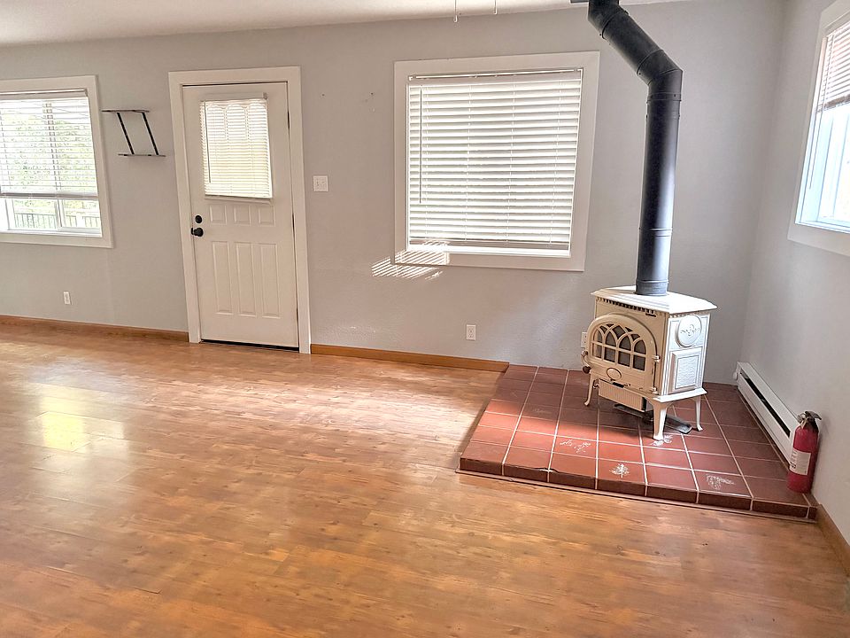 1st image of 20440 Bellwood Ct