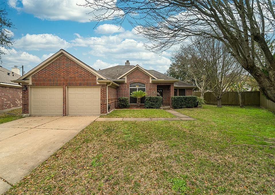 1st image of 120 Barbetta Ct