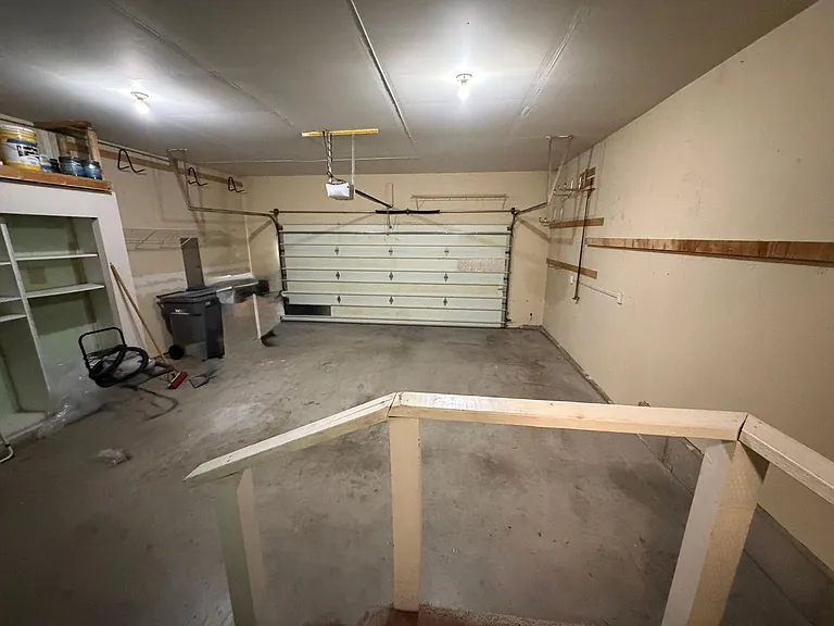 2442 Highland View Dr — Photo 16