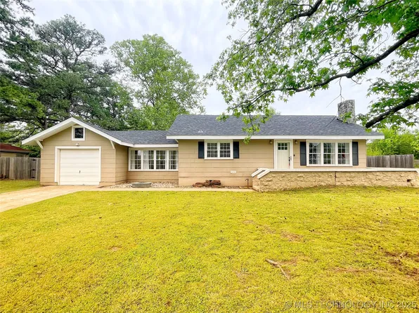 306 Diamond St, Holdenville, OK 74848