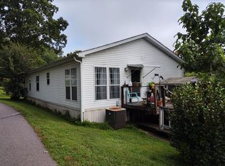 30 Rolling Acres Trl, Franklin, NC 28734