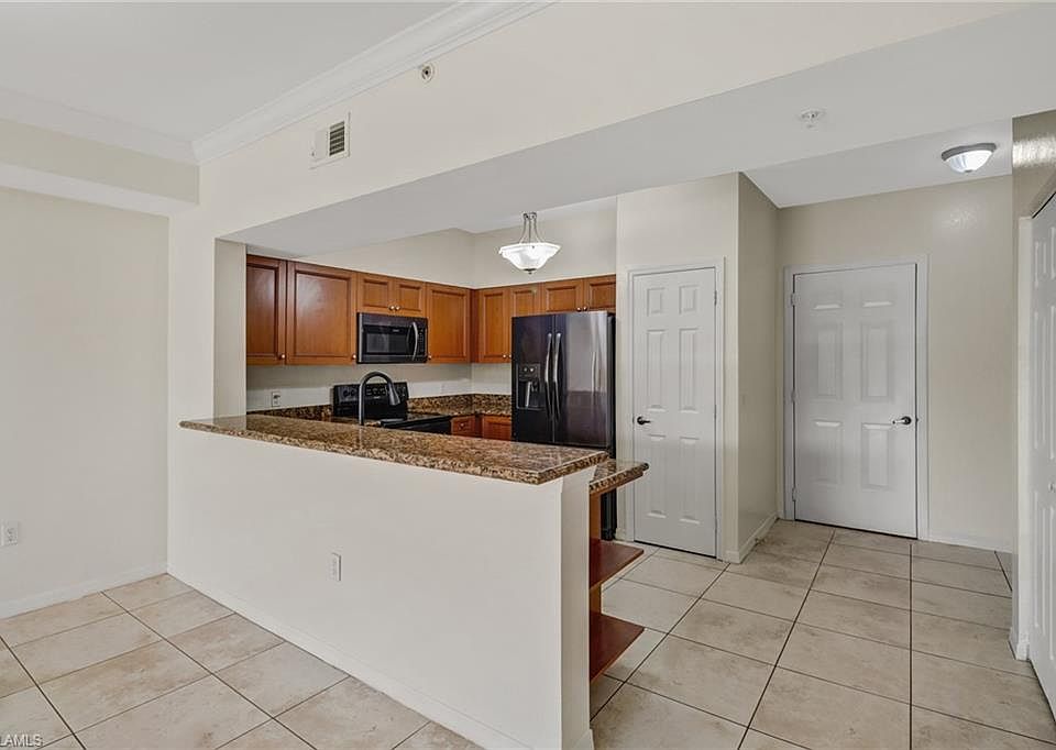 Villagio Condominiums 10001 Villagio Gardens Ln Estero FL Zillow