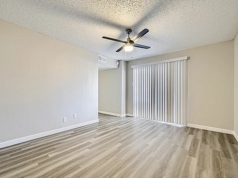 Rise Spring Pointe — Photo 73