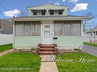 27 Bay Ave, Middletown, NJ 07748