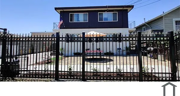 2 bed, 1000 sqft, $2,500 — Photo 2