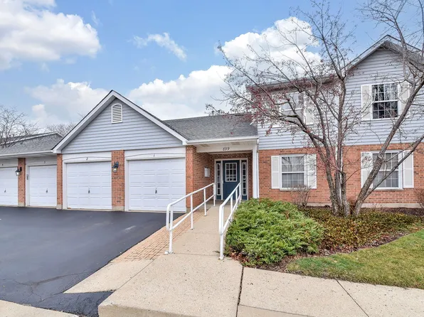 899 Golf Course Rd Unit 3, Crystal Lake, IL 60014