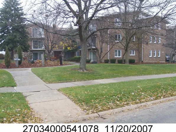 9040 W 140th St APT 2B, Orland Park, IL 60462