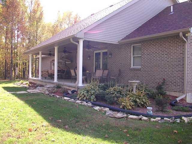 2nd image of 460 N Marion St
