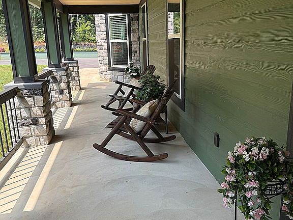 5th image of 2160 Ranch Rd
