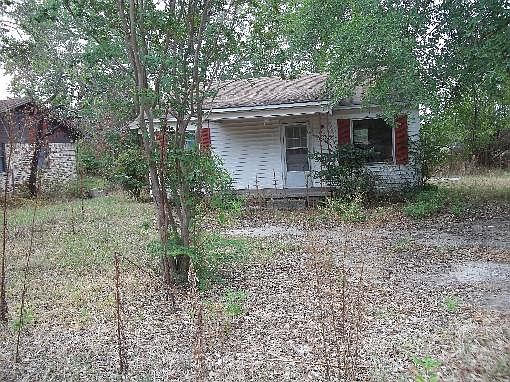 2nd image of 200 Reynolds St