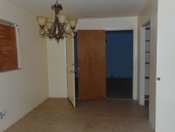 3rd image of 91 Eden Lawn Ter