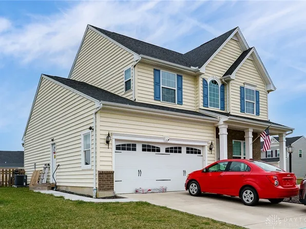 5100 Red Buckeye Dr, Tipp City, OH 45371