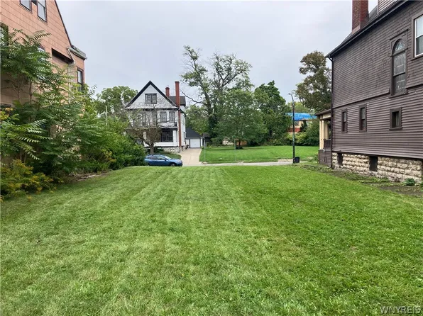 108 Oxford Ave #28, Buffalo, NY 14209