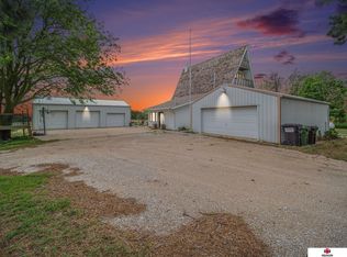 6101 Stagecoach Rd, Hickman, NE 68372