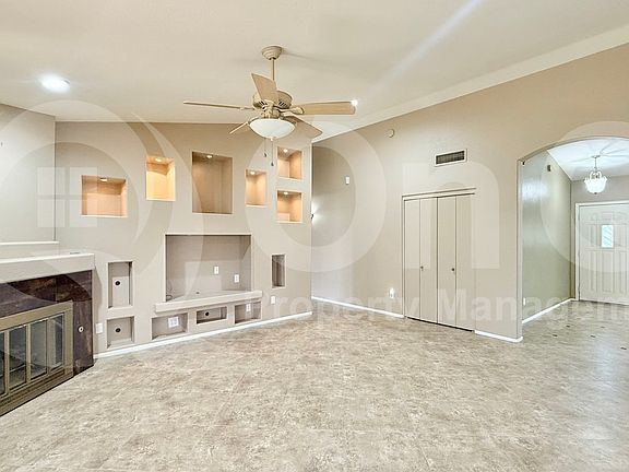 3rd image of 4361 E Muriel Dr