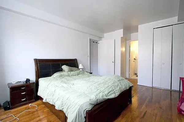 Rented by Wave Real Estate Group | media 4