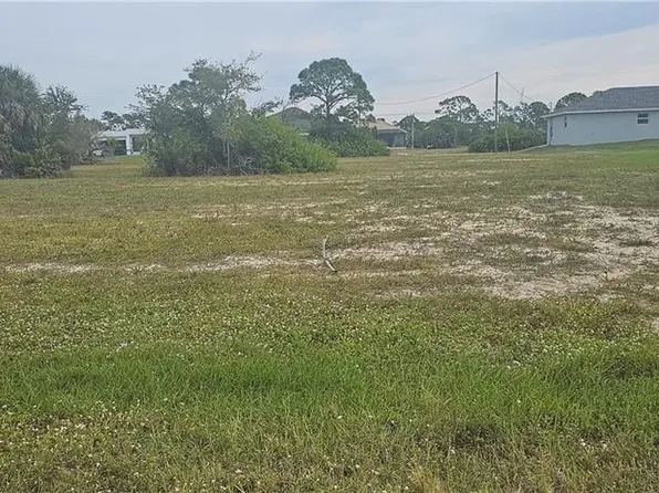 3213 NW 41st Pl, Cape Coral, FL 33993