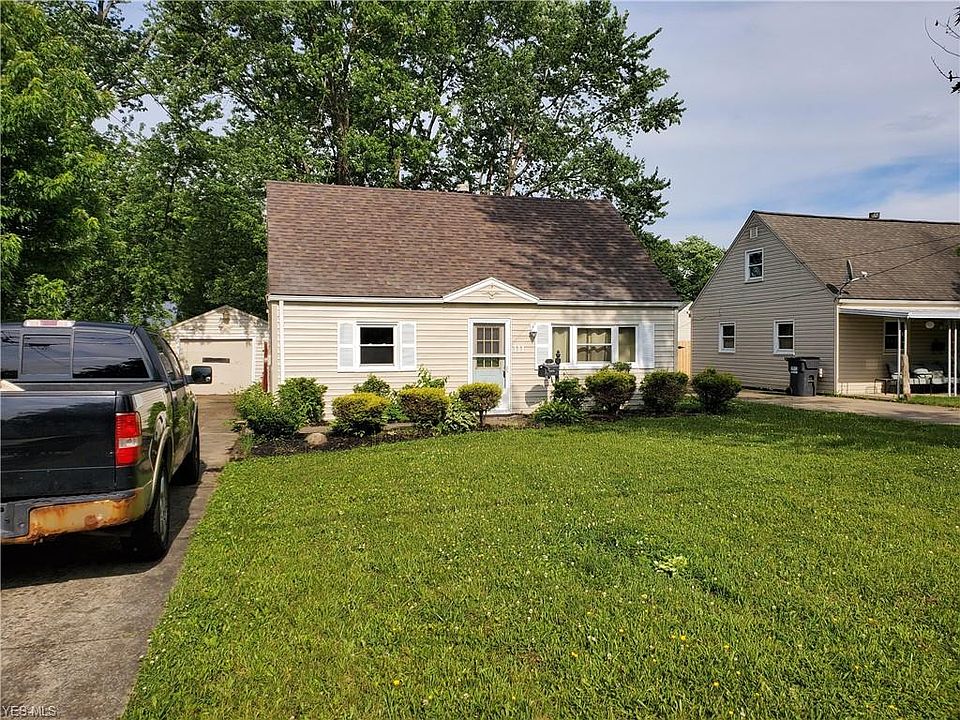 1st image of 111 N Edgehill Ave